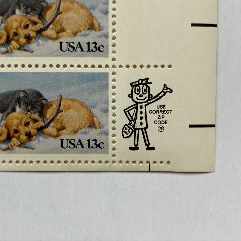 Kitten and Puppy Commemorative Issue Stamp Full Sheet 13 cent MNH #2025 Unhinged